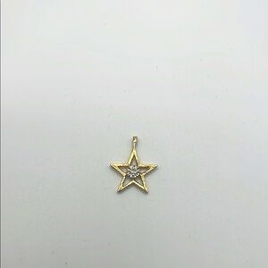 14kt solid yellow Gold Star Pendant with Diamond Accent